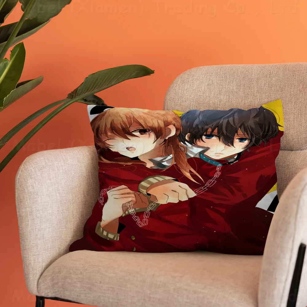 Hug Romantic Killer Throw Pillow